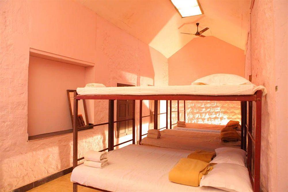 Forest Haven Resort Мунар Екстериор снимка